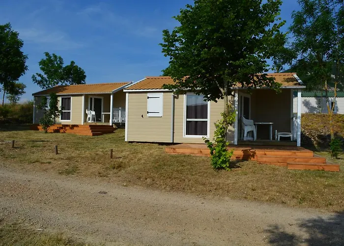 Aldeamento Turístico Val Georges Saint-Georges-de-Luzençon