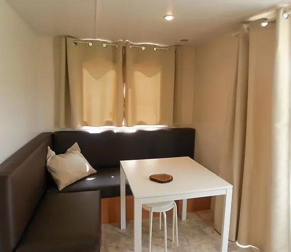 Aldeamento Turístico Val Georges 3*