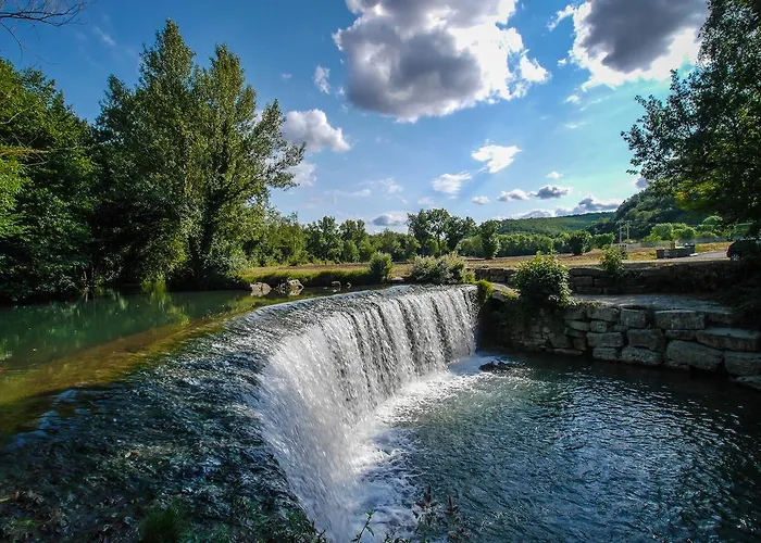 Aldeamento Turístico Val Georges 3*